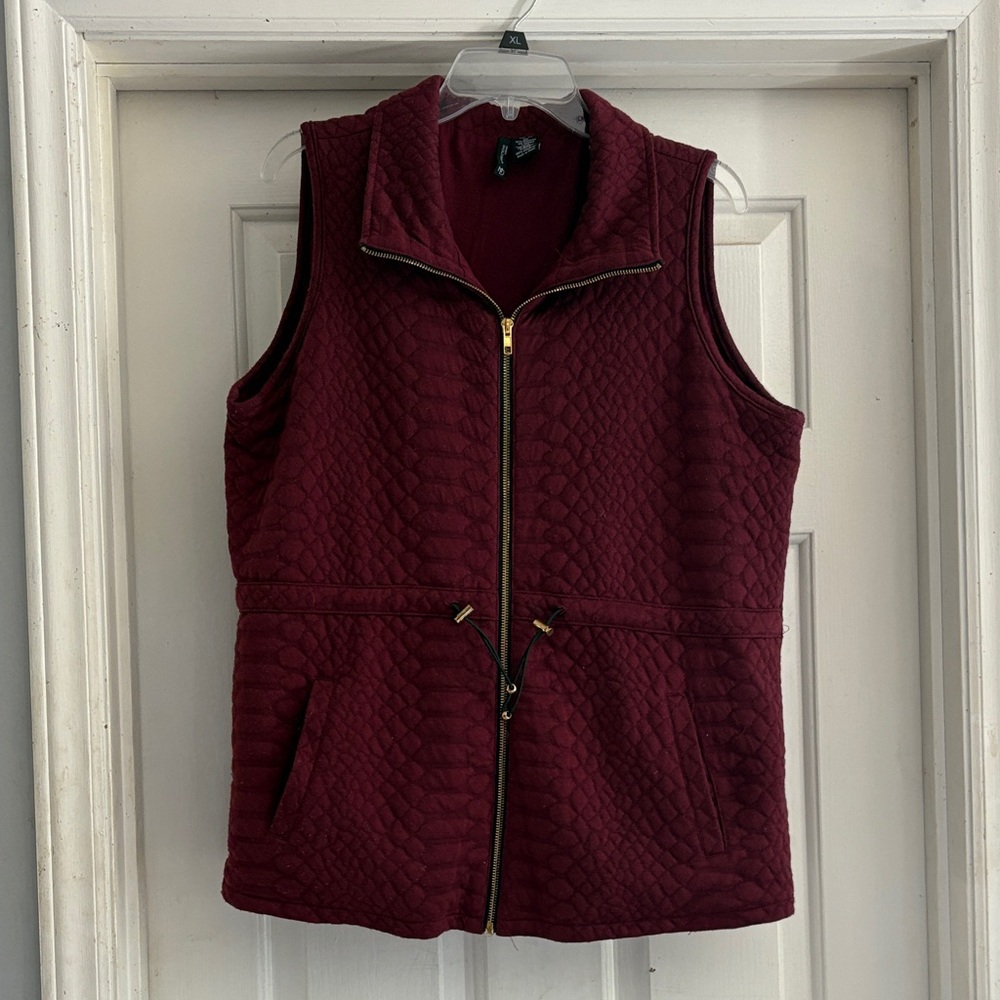 New Directions Maroon Quilted Vest